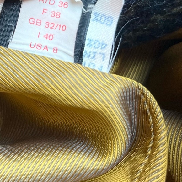 Schneiders Salzburg Austrian Heritage 100% Pure Virgin Wool Plaid Blazer Size 8✨ - Picture 8 of 8